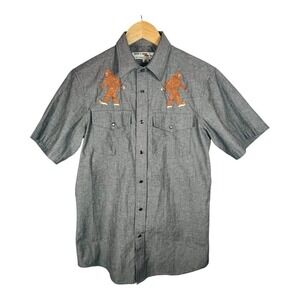 Triple Z Threadz Bigfoot‎ Western Shirt Mens Small Gray Pearl Snap Short Sleeve